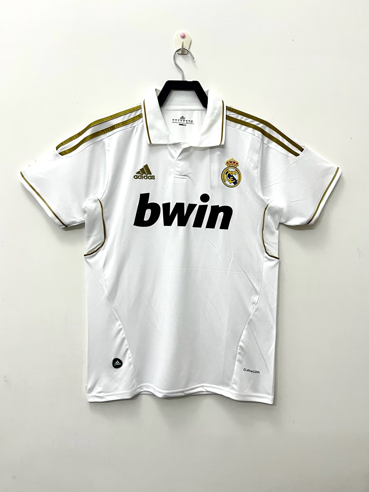 Real Madrid 2011-2012 Kit
