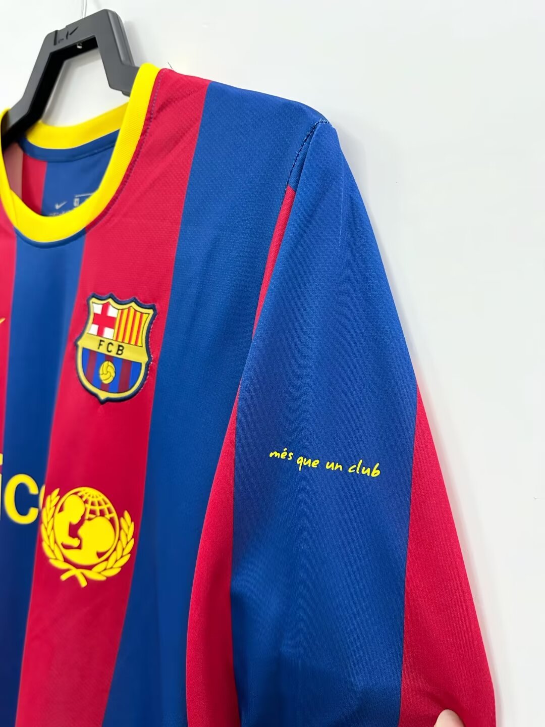 Barcelona 2010-2011 Long Sleeve Home Kit