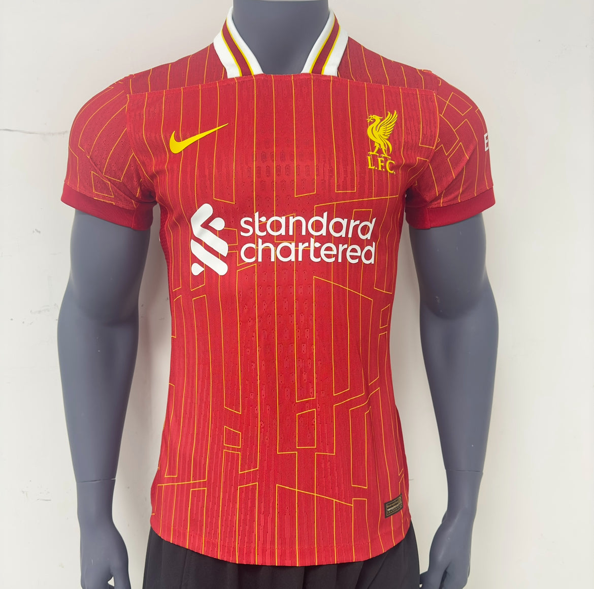 Liverpool 2024-2025 Kit