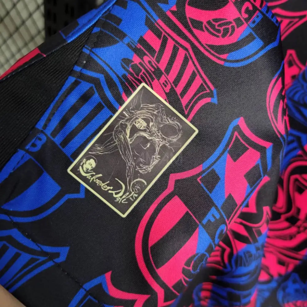 Barcelona ‘’Melting’’ Limited edition kit